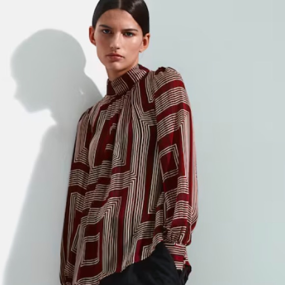 H&M patterned blouse - Picture 2 of 3